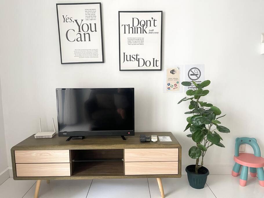 Apartment 1610 The Platino 5min To Paradigm Sutera *